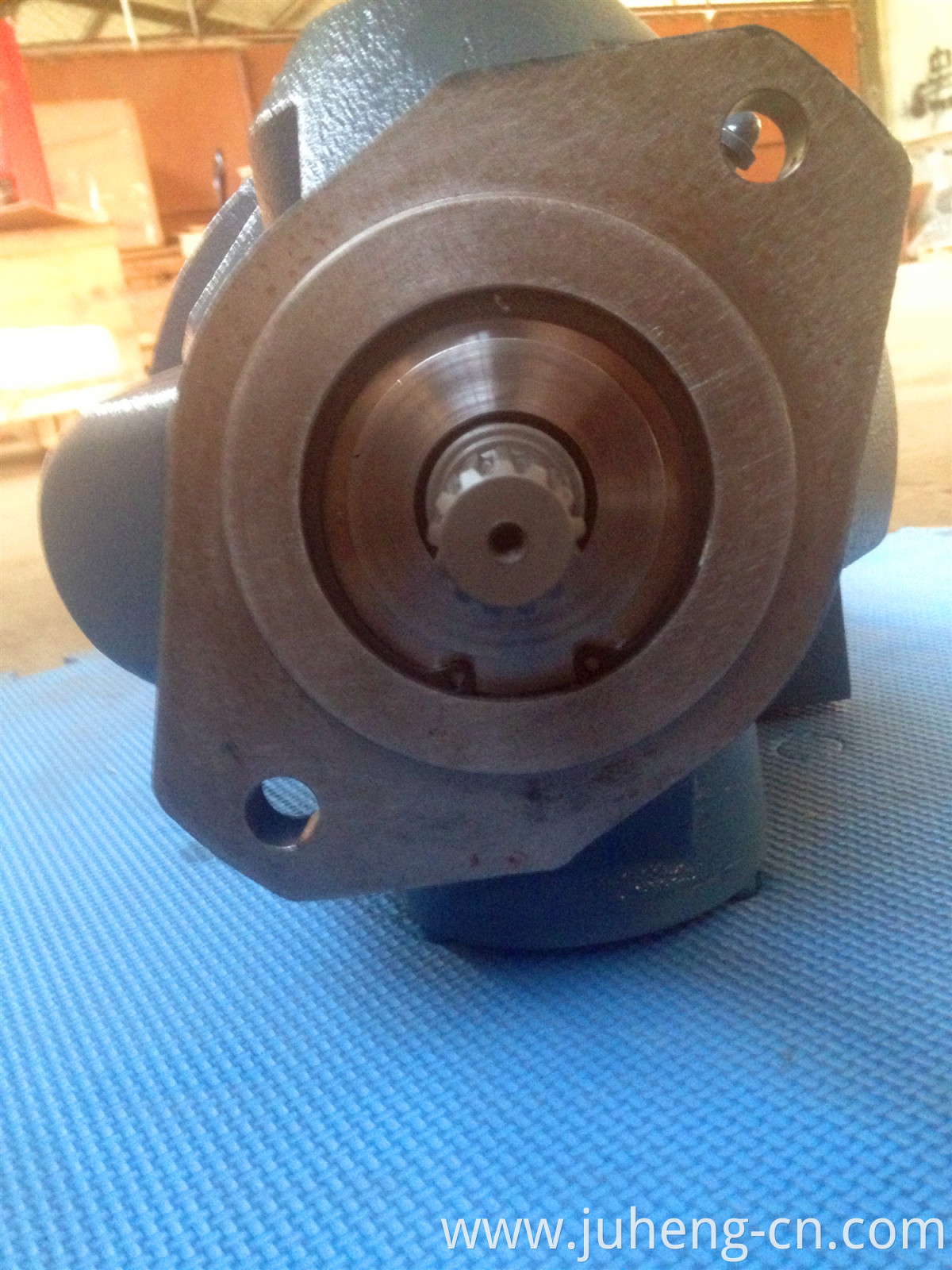 SL55 Hydraulic Pump